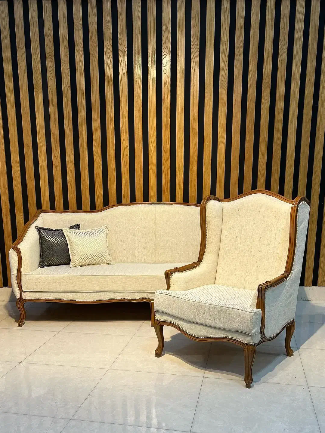 شرایطی بیسودوباشرایطتعویض|مبلمان خانگی و میز عسلی|شهرکرد, |دیوار