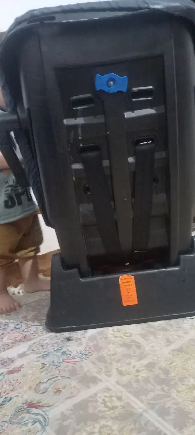 صندلی خودرو|تخت و صندلی بچه|مشهد, حسین‌آباد|دیوار