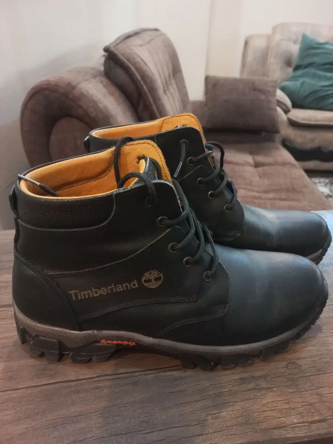 ۴ جفت کفش سایز ۴۰ تا ۴۱|کیف، کفش، کمربند|رودهن, |دیوار