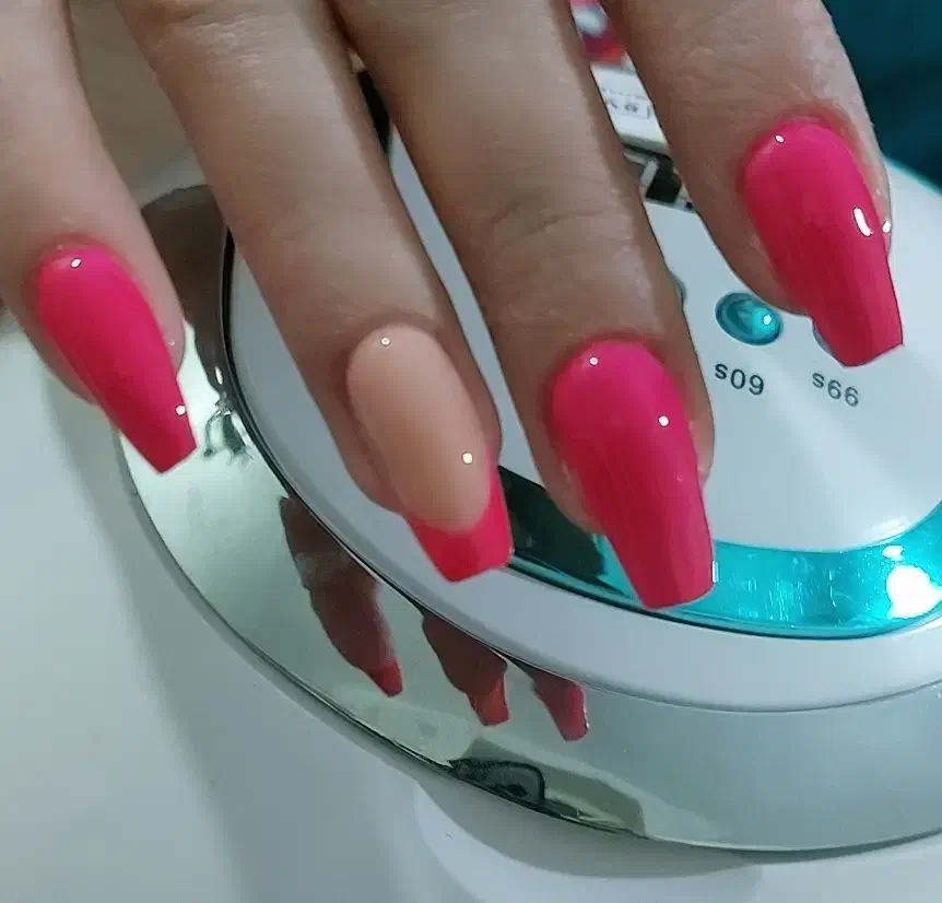 ترمیم وکاشت ناخن وکاشت مژه|خدمات آرایشگری و زیبایی|اهواز, کوی رمضان|دیوار