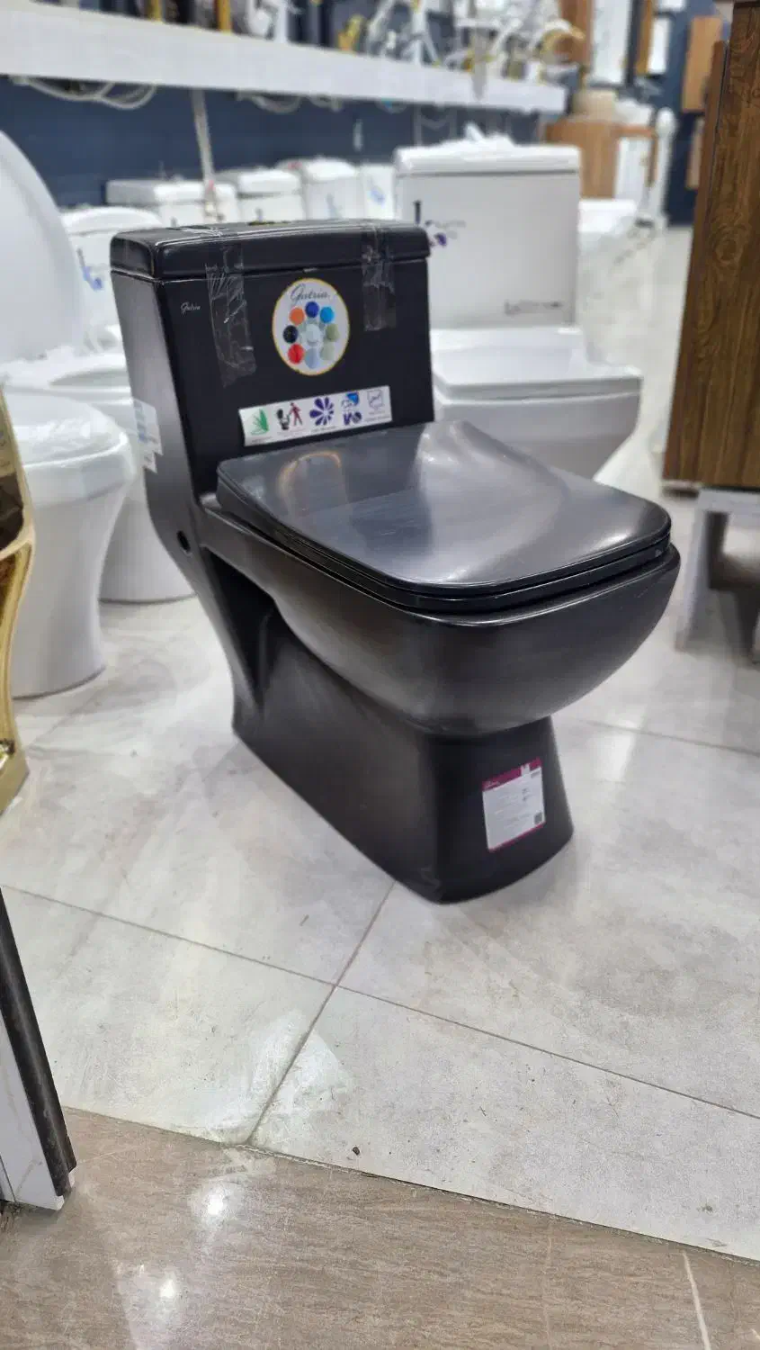 توالت فرنگی گاتریا مشکی مات(پخش ابوطالبی)|لوازم سرویس بهداشتی|بومهن, |دیوار