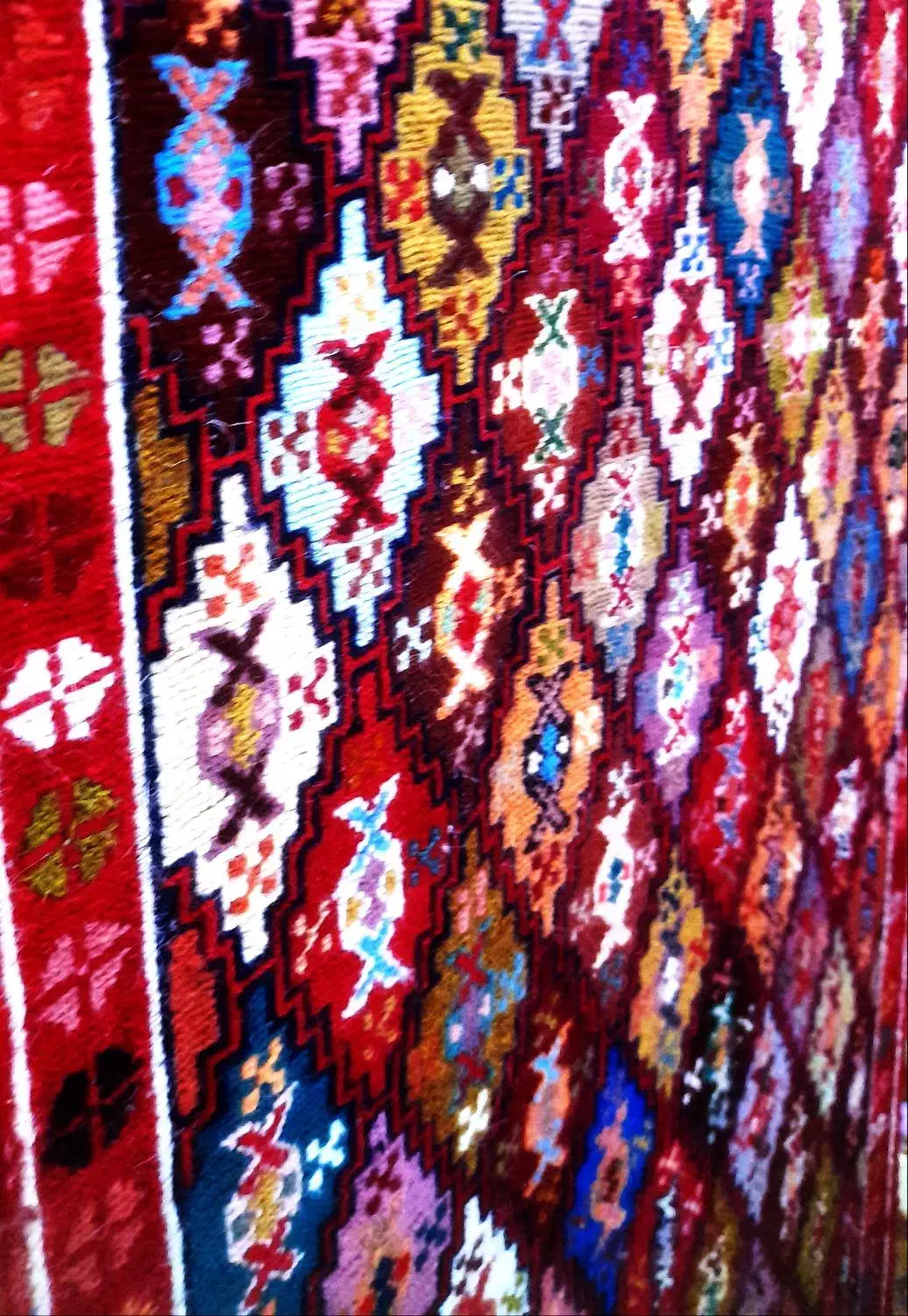 دو تا ورنی یکی ۸۰ در ۲۰۰ یکی هم ۵۰ در ۲۰۰|فرش|آبش احمد, |دیوار