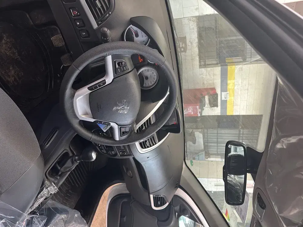 ۲۰۷ ارتقا یافته|خودرو سواری و وانت|بندرعباس, |دیوار