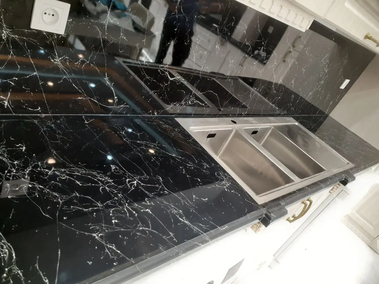 تولید و ساخت سینگ ظرفشویی سنگ‌مصنوعی|خدمات پیشه و مهارت|ارومیه, |دیوار