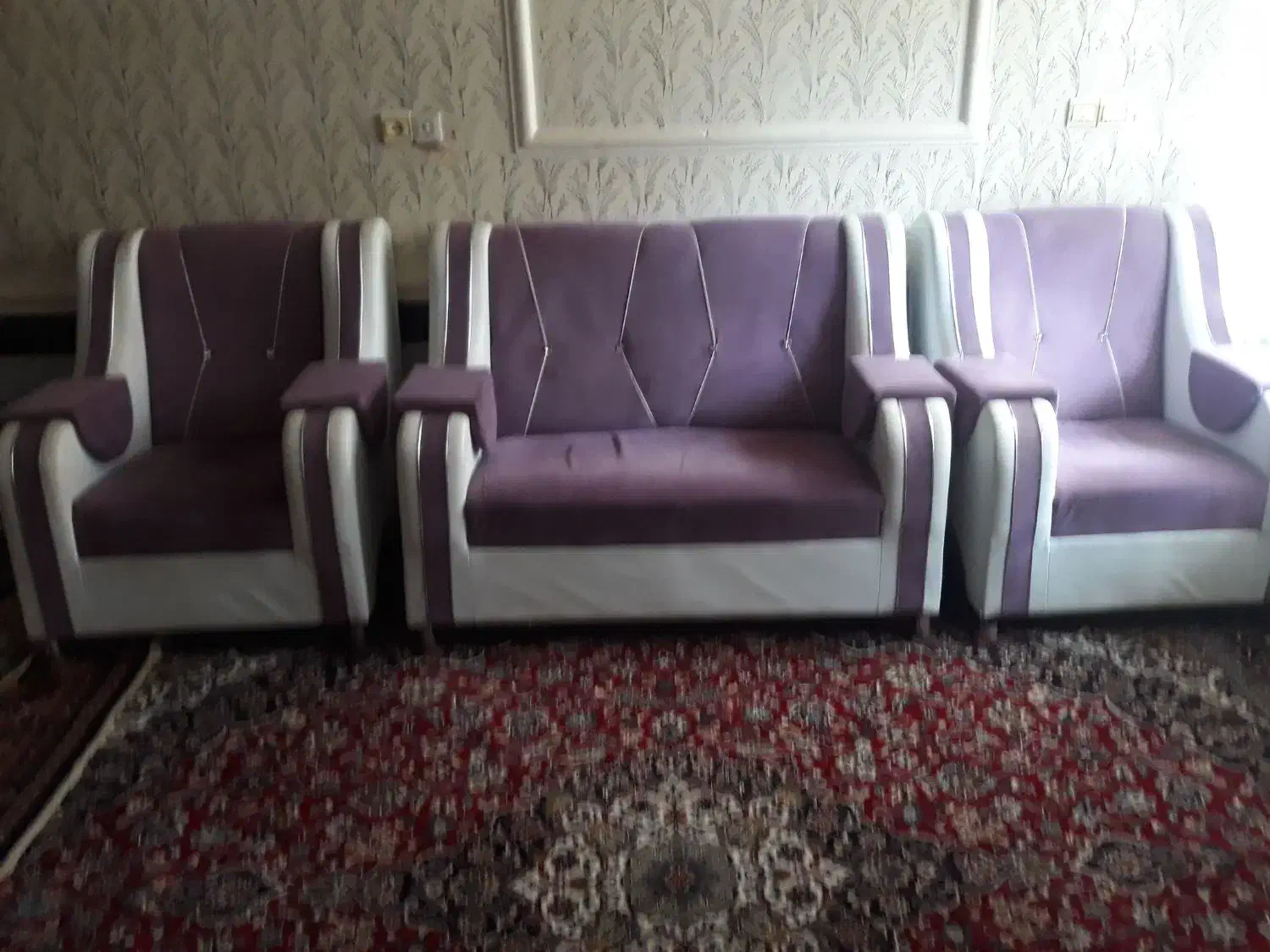 مبل|مبلمان خانگی و میز عسلی|تربت جام, شهید غلام زاده|دیوار