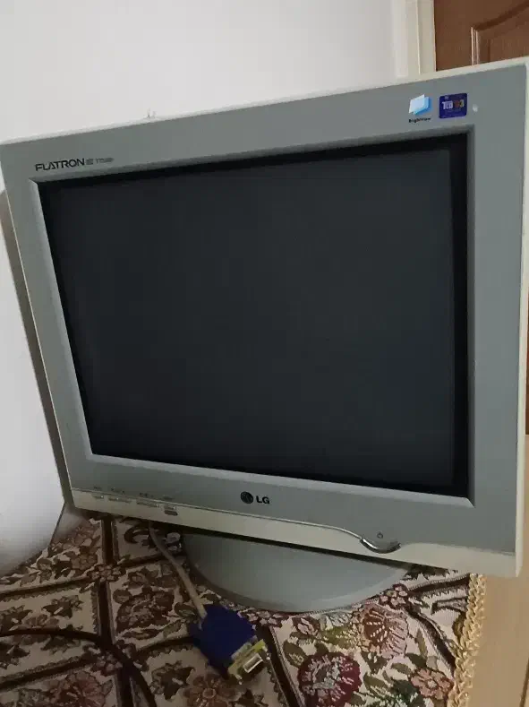 مانیتور ال جی در حد|قطعات و لوازم جانبی رایانه|ملارد, |دیوار