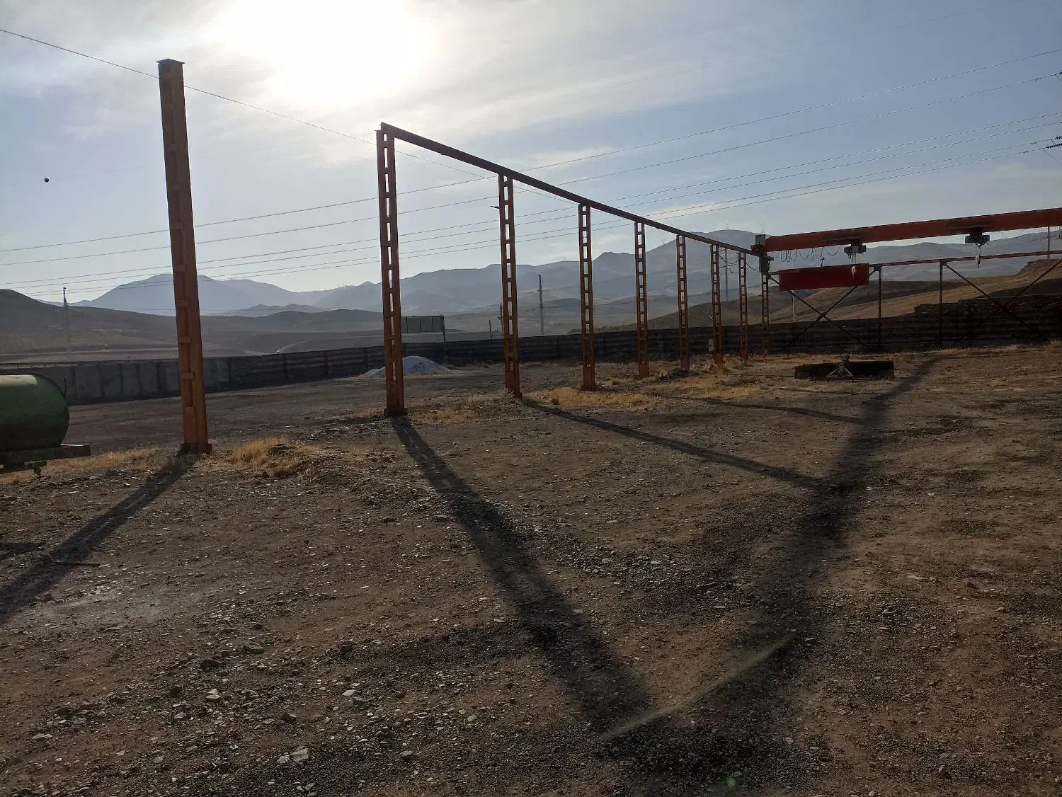 اجاره زمین جهت انبار (دارای جرثقیل)|اجارهٔ دفتر صنعتی، کشاورزی، تجاری|میانه, |دیوار