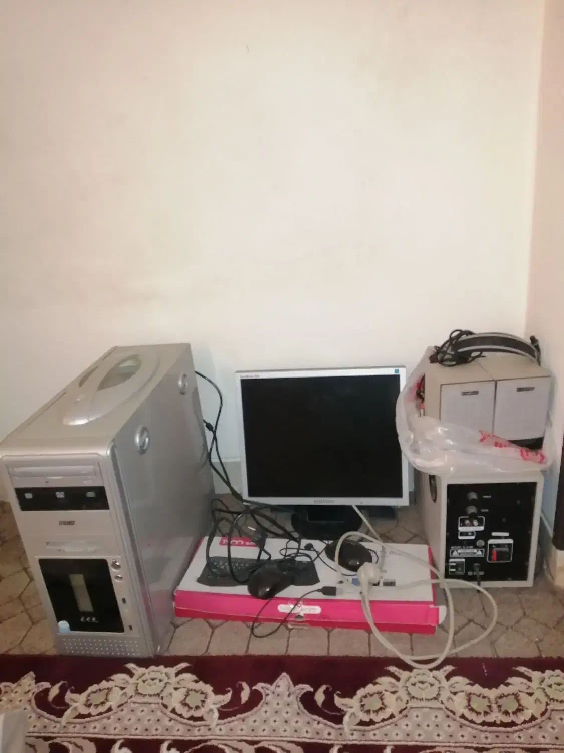 کامپیوتر|رایانه رومیزی|شیراز, تندگویان|دیوار