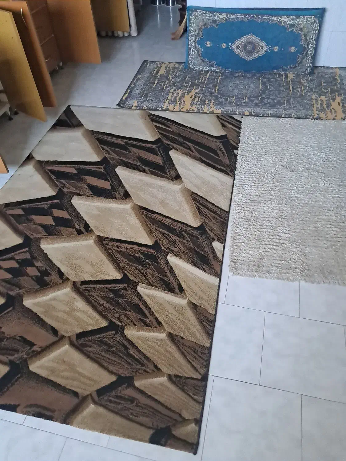 ۴عدد فرش کاملا نو|فرش|ساری, |دیوار