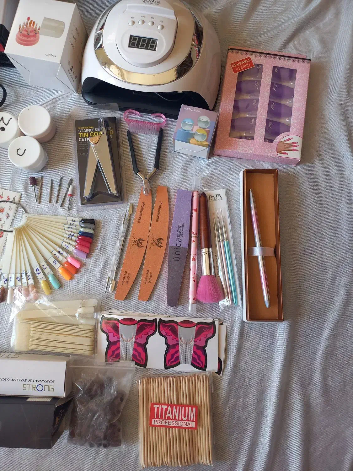 وسایل کاشت ناخن با کیف|آرایشی، بهداشتی، درمانی|شیراز, سیاه سنگ|دیوار