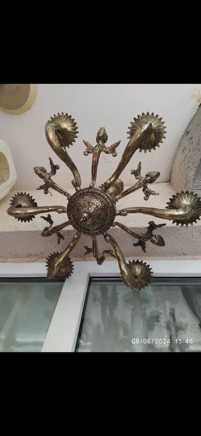 لوستر6شاخه برنزقدیمی-وزن6کیلوونیم-قیمت5تومن مقطوع|لوستر و چراغ آویز|کاشان, امیرکبیر|دیوار