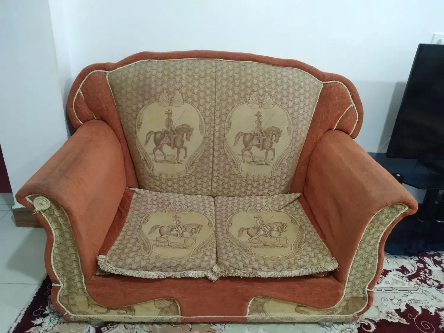 مبل هفت نفره|مبلمان خانگی و میز عسلی|کلاله, |دیوار