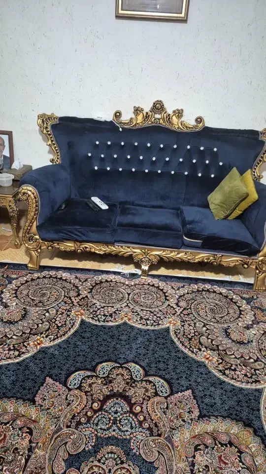 مبل 7 نفره همراه میز وسط و دو تا عسلی|مبلمان خانگی و میز عسلی|تهران, امیریه|دیوار