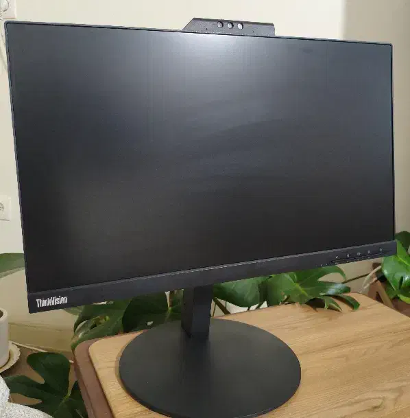 مانیتور 22 اینچ لنوو فول امکانات|قطعات و لوازم جانبی رایانه|کرمان, |دیوار