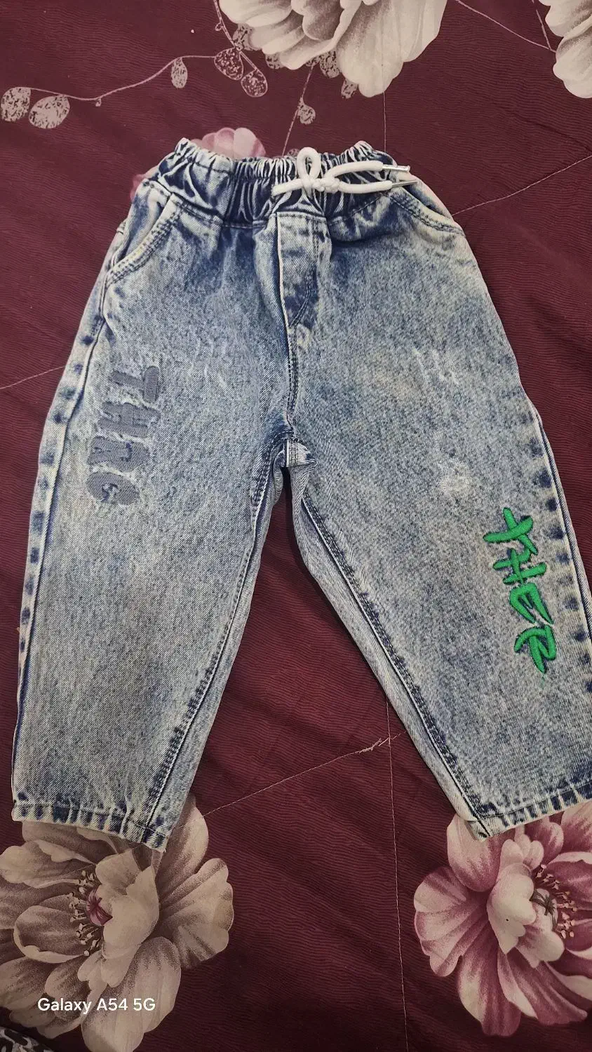 شلوار لی مام استایل|کفش و لباس بچه|مشهد, خواجه ربیع|دیوار