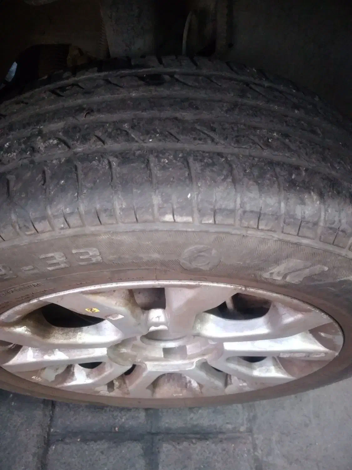 لاستیک خودرو|قطعات یدکی و لوازم جانبی|کاشان, شهرک انقلاب|دیوار