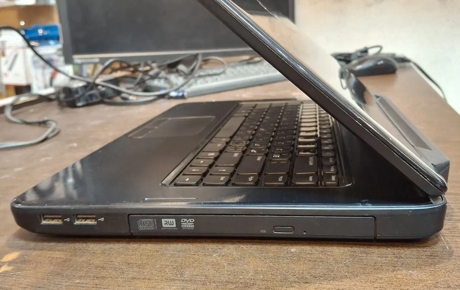 کامپیوتر - لپ تاپ دل i3 Laptop DELL باتری نو|رایانه همراه|اصفهان, درب کوشک|دیوار