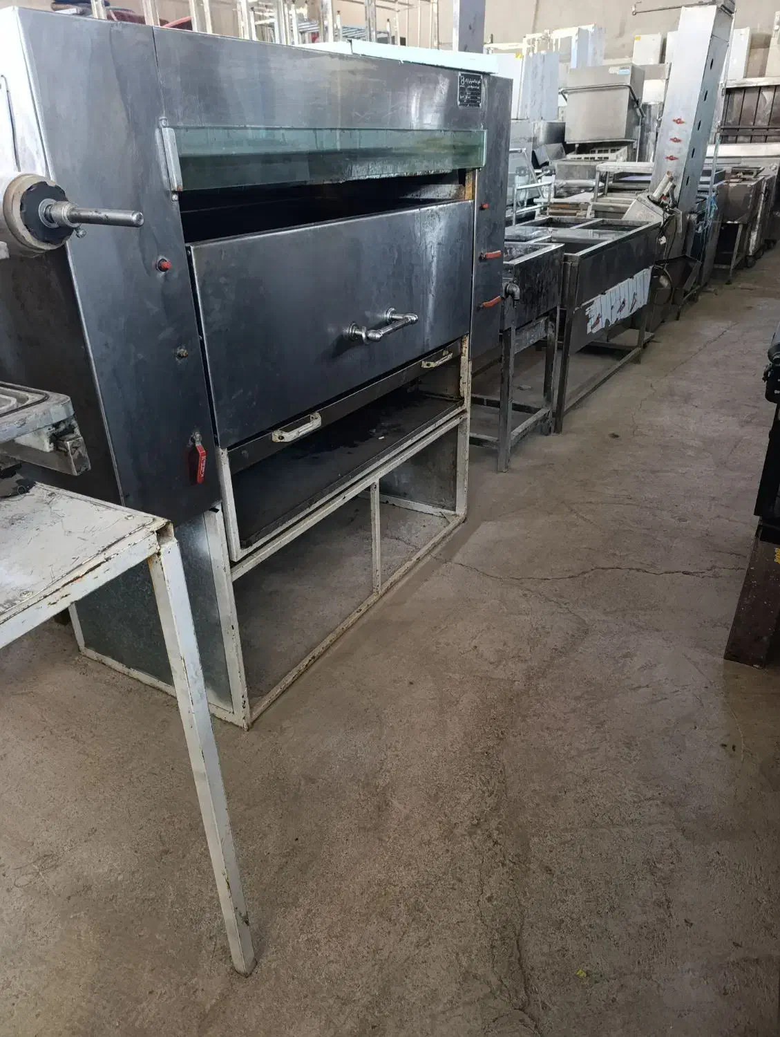 فروش عمده اجاق گاز کانترگرم سیخ منقل|کافی‌شاپ و رستوران|مشهد, توس (بلوار توس)|دیوار