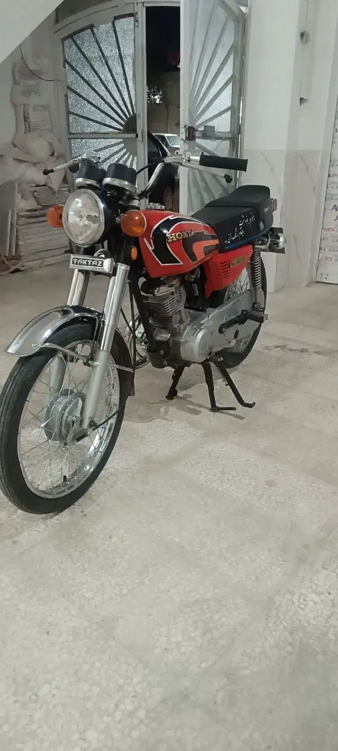 هندا لاکاغذی مدارک کامل بشرط|موتورسیکلت|مشهد, گاز|دیوار