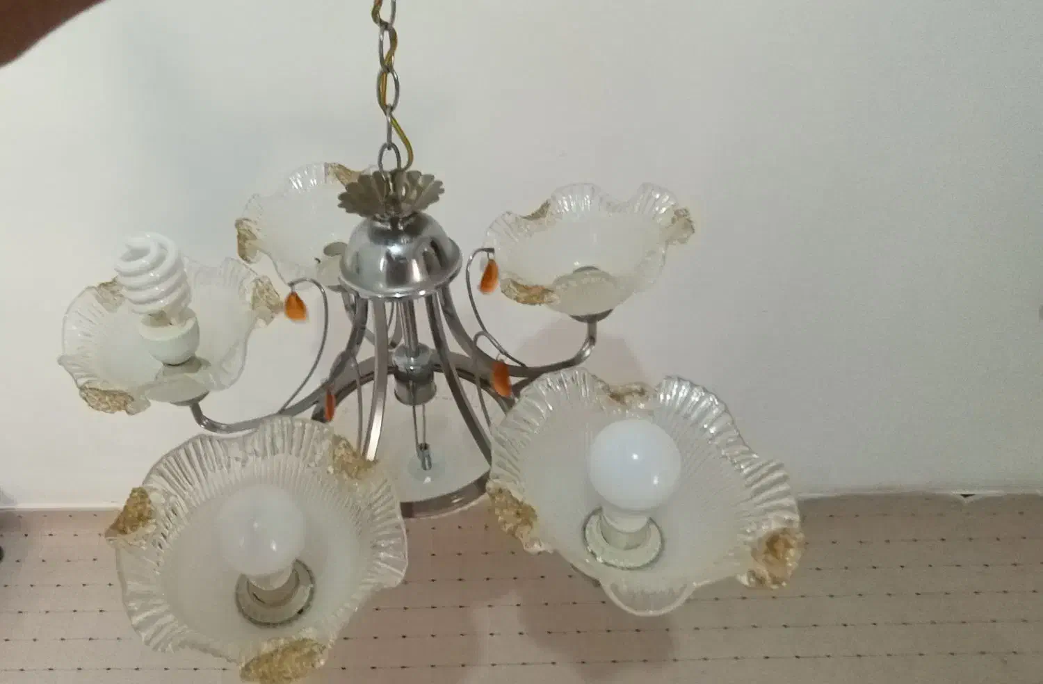 لوستر تمیز سالم سالم|لوستر و چراغ آویز|آبدانان, |دیوار