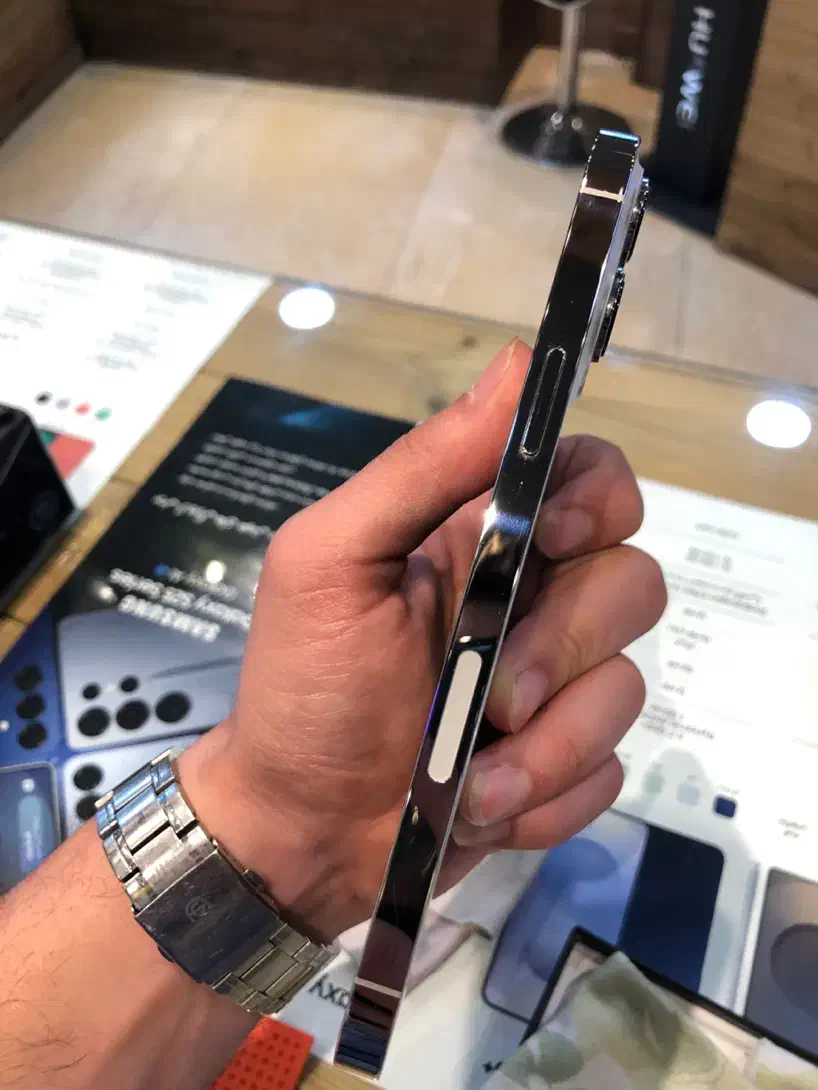 اپل iPhone 13 Pro Max با حافظه ۲۵۶|موبایل|اصفهان, چرخاب|دیوار