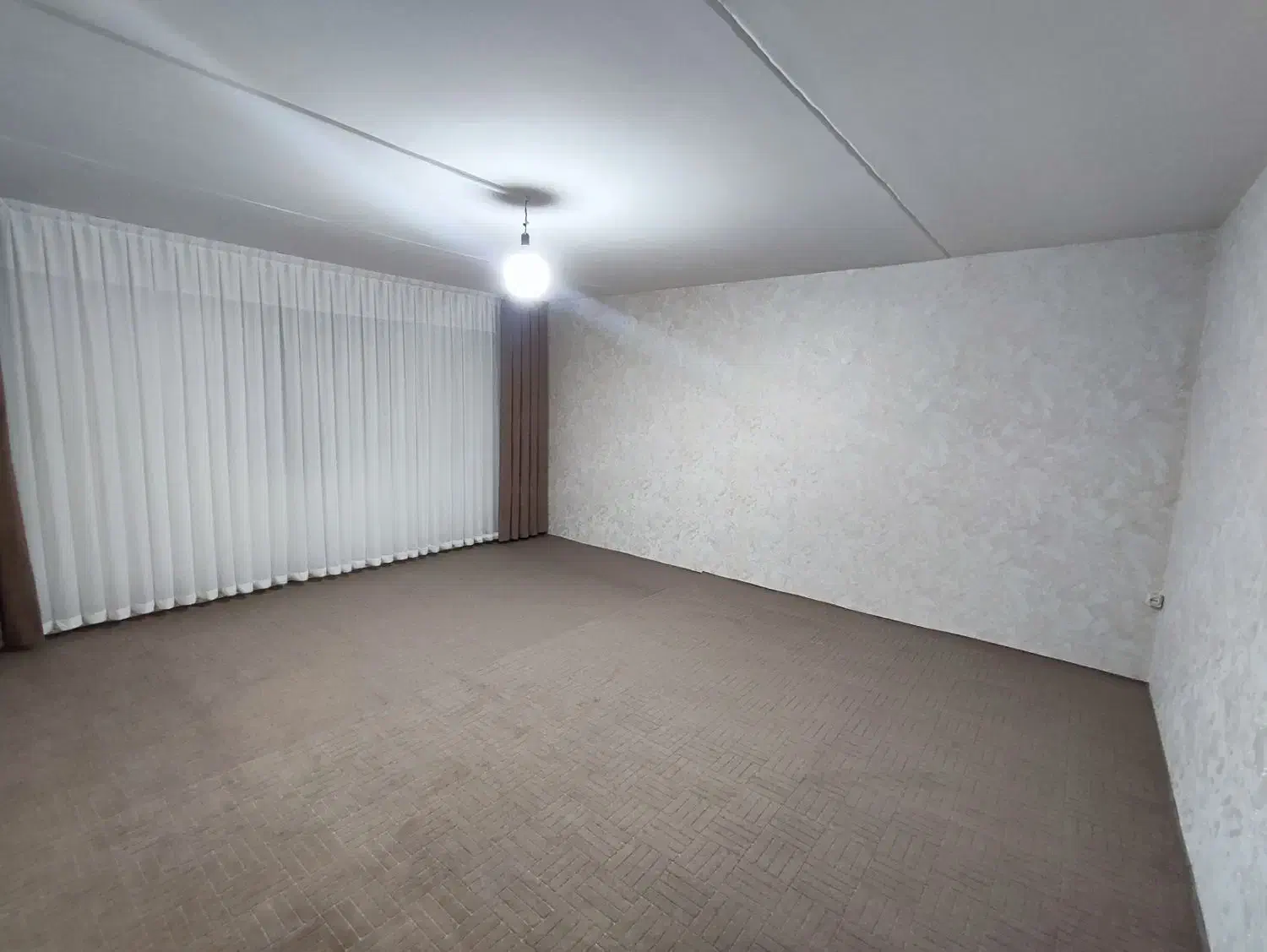 فروش واحد در اول اندیشه رواسان پونک (املاک صفاوند)|فروش آپارتمان|تبریز, |دیوار