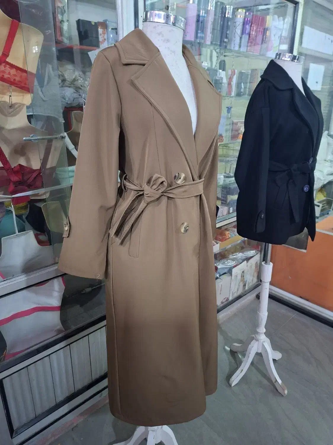 پالتو|لباس|کرمانشاه, |دیوار