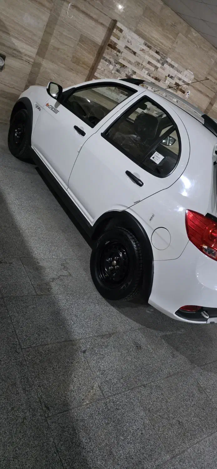 کویک ۴۰۳ معاوضه با پارس|خودرو سواری و وانت|بندرعباس, |دیوار