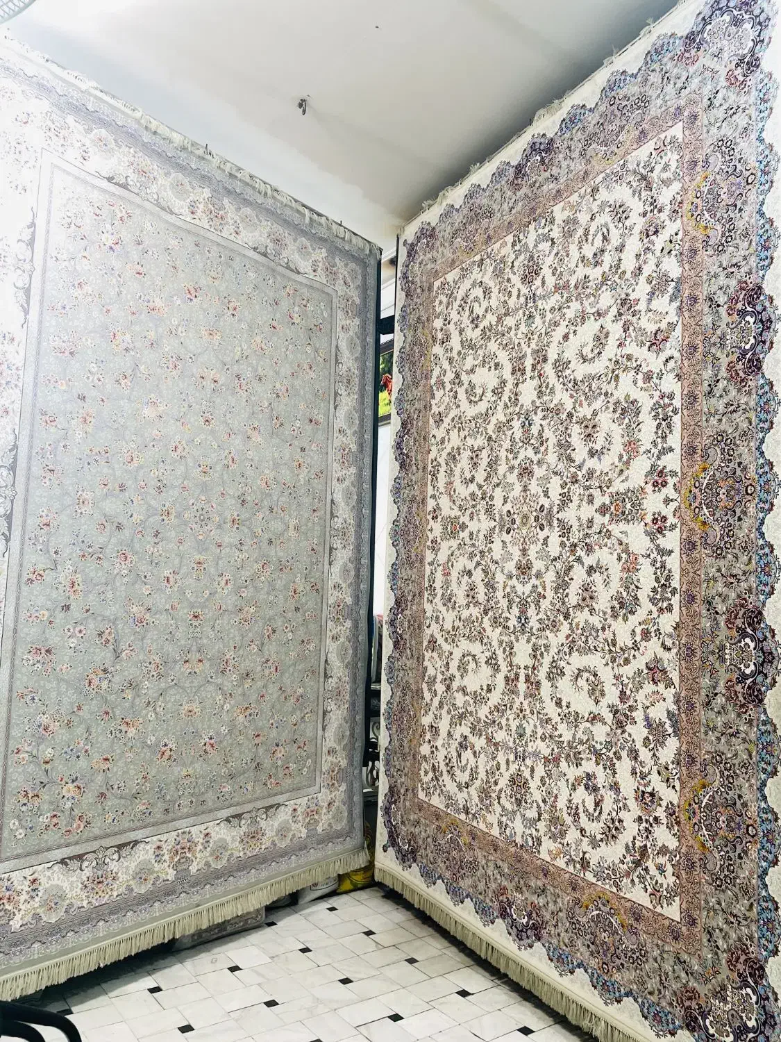 فرش ممتاز کاشان فروشگاه اکبریان|فرش|قم, زاد|دیوار