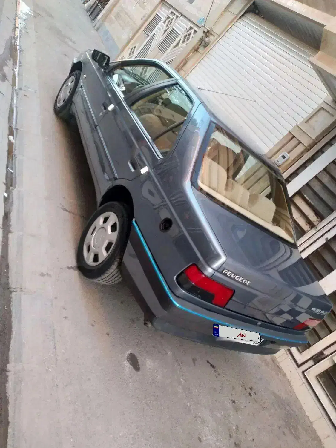 پژو۴۰۵ مدل ۹۸ دوگانه کارخونه درحد صفر فعنی سالم|خودرو سواری و وانت|قم, علی آباد سعدگان|دیوار
