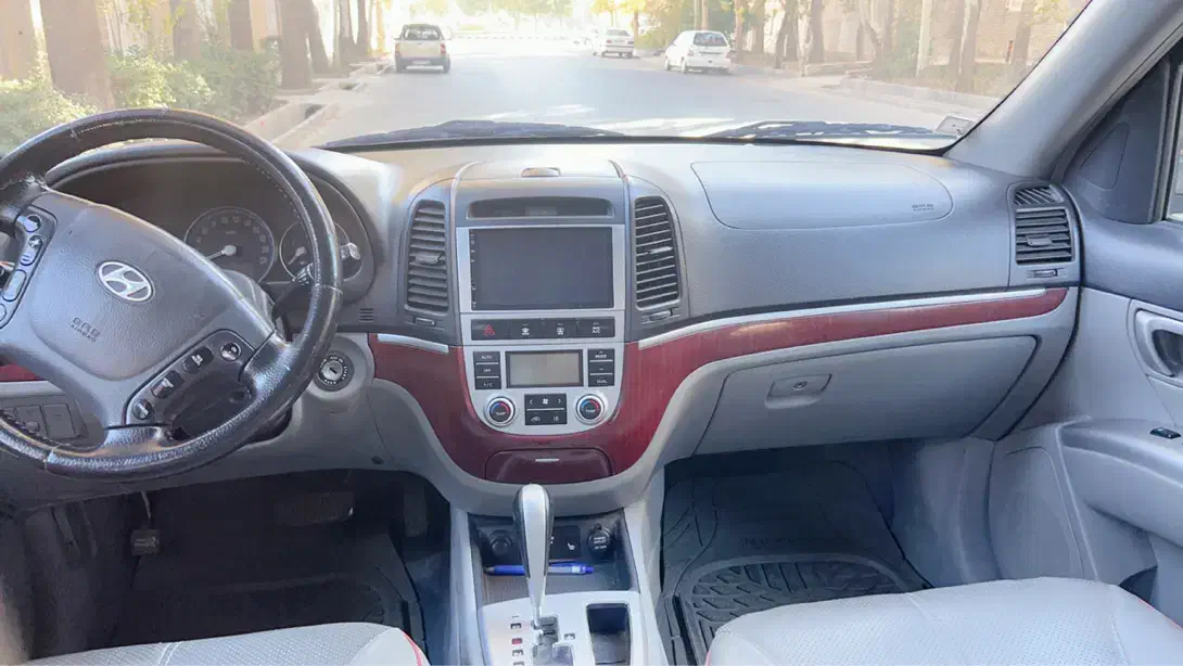 سانتافه ۲۰۰۸ تمیزکارمندی رنگ متالیک خاص و بدون خرج|خودرو سواری و وانت|همدان, |دیوار