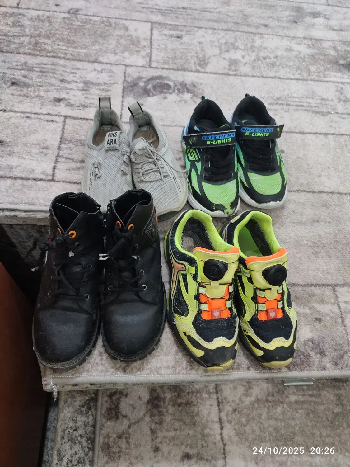 سه جفت کفش بچه گانه ویک پوت|کفش و لباس بچه|بوکان, |دیوار