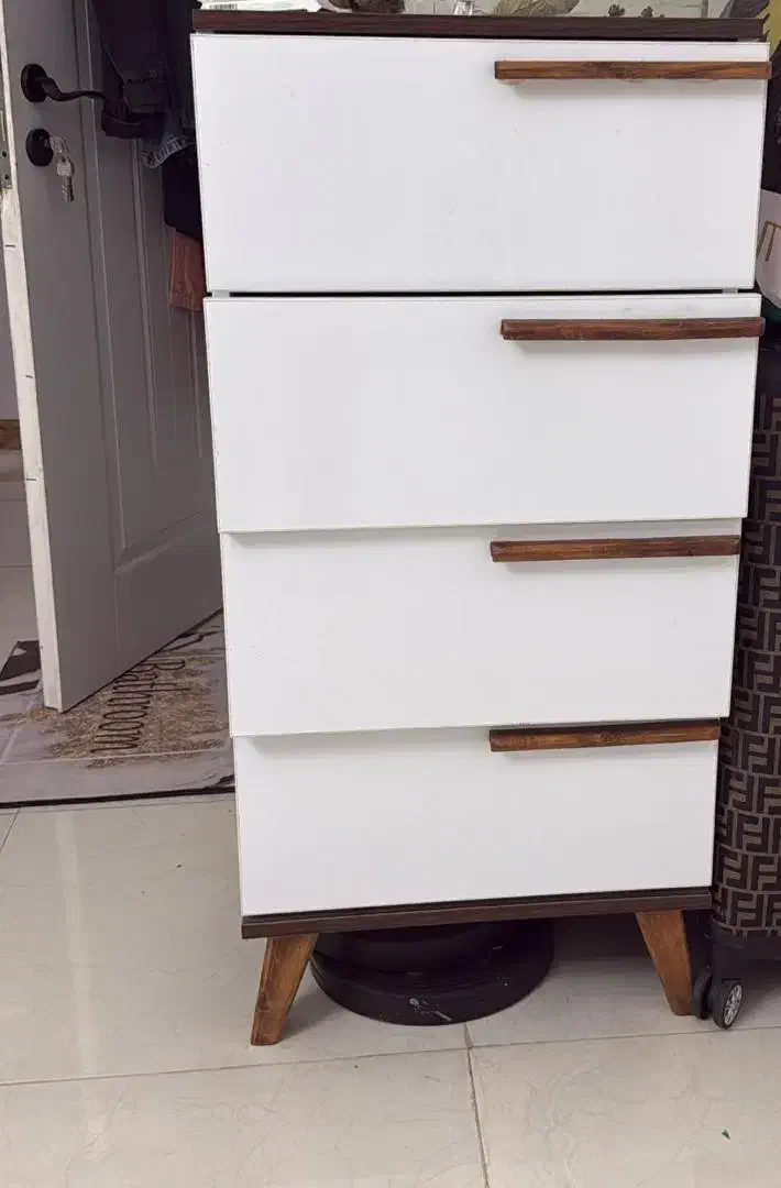 سرویس خواب|تخت و سرویس خواب|رشت, اسماعیل آباد|دیوار