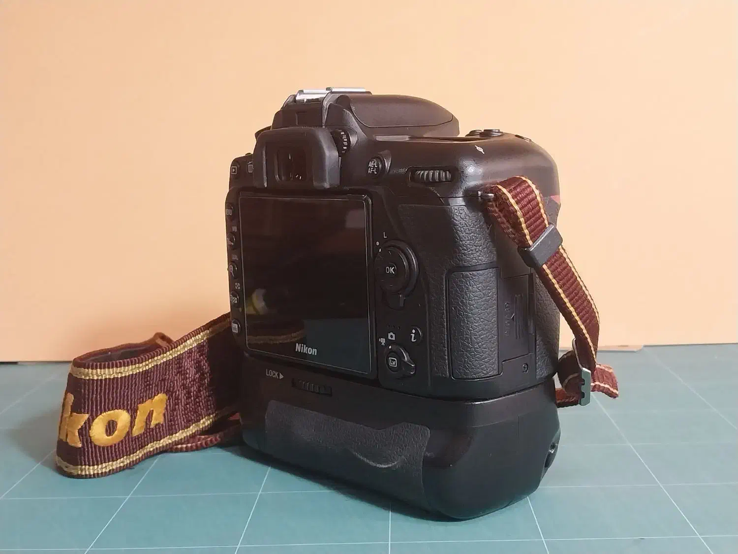 دوربین دی ۷۵۰۰ نیکون با گریپ باطری لتیوم|دوربین عکاسی و فیلمبرداری|تهران, جمالزاده|دیوار