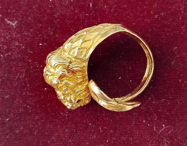 انگشتر طلا عتیقه|جواهرات|کرمانشاه, |دیوار