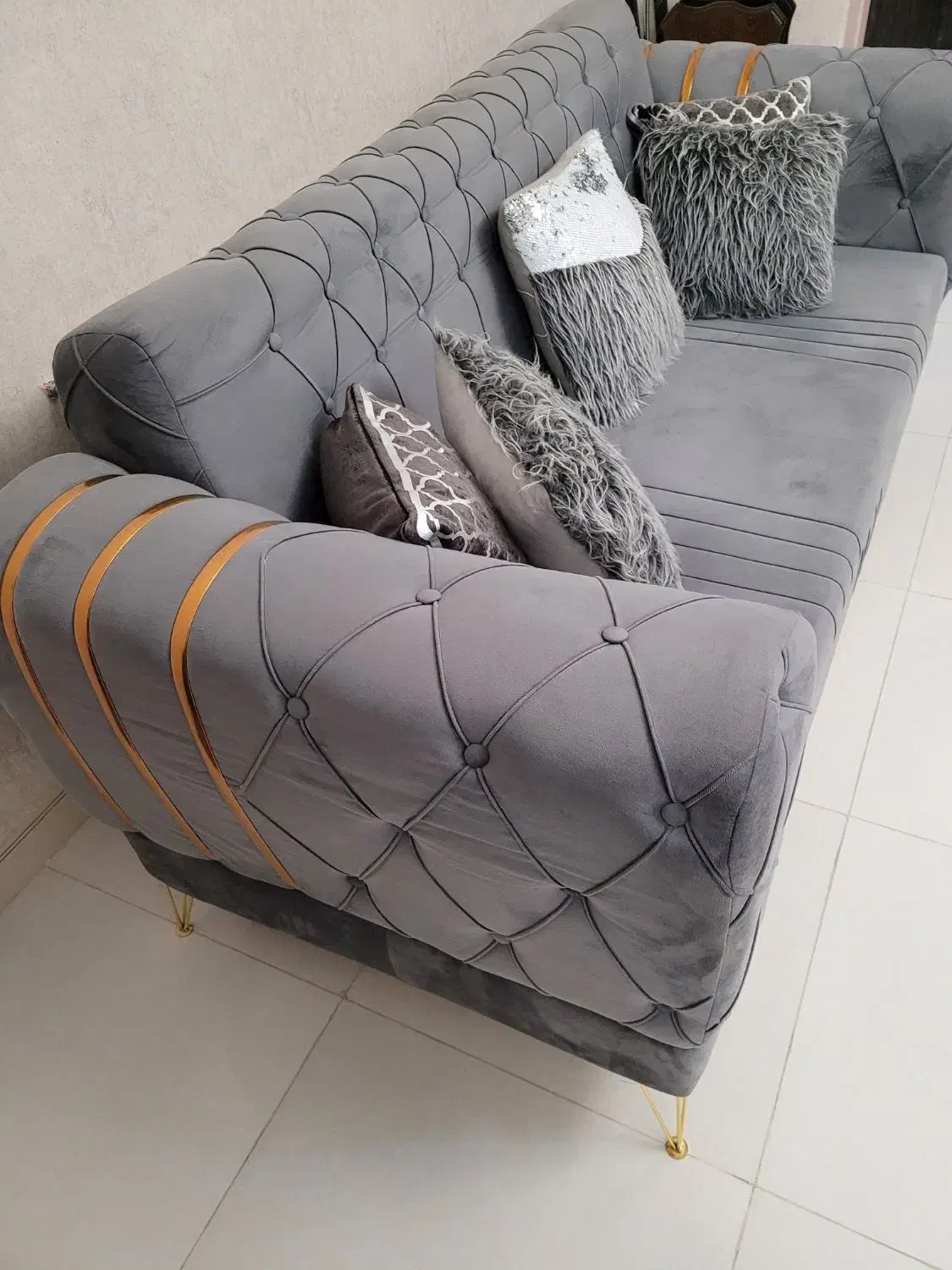 مبل راحتی در حد نو|مبلمان خانگی و میز عسلی|کرمانشاه, |دیوار