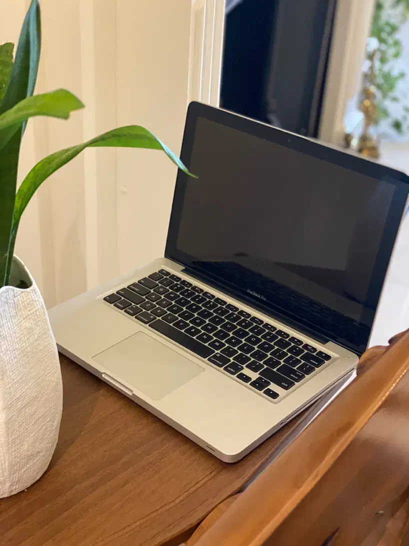 لپ تاپ اپل MacBook Pro در حد آکبند|رایانه همراه|تبریز, |دیوار