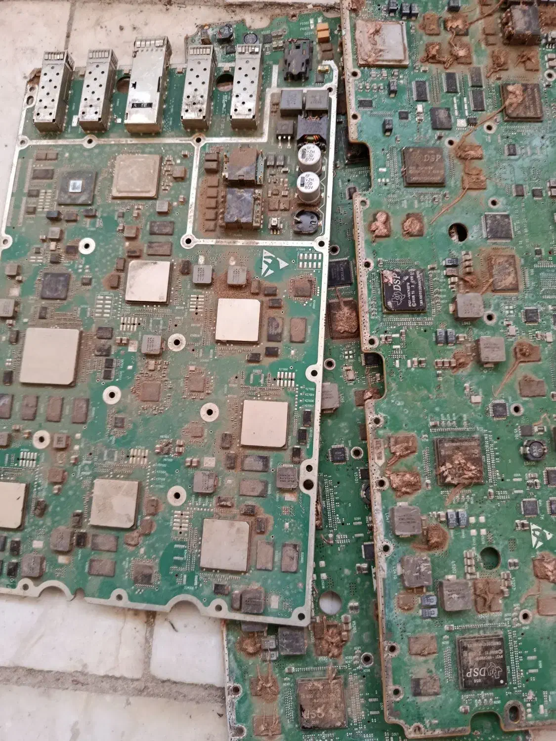 برد|قطعات و لوازم جانبی رایانه|قم, چهل درخت|دیوار