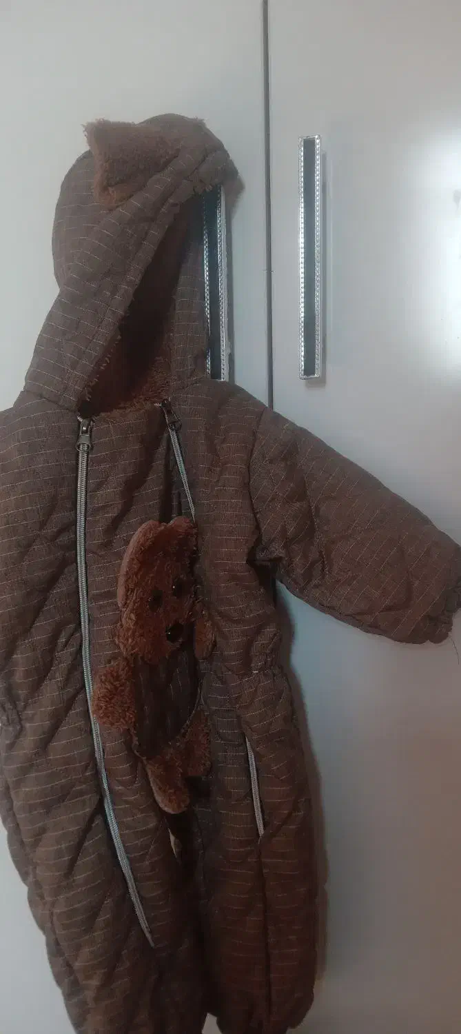 لباس بچه|لباس|مسجد سلیمان, |دیوار