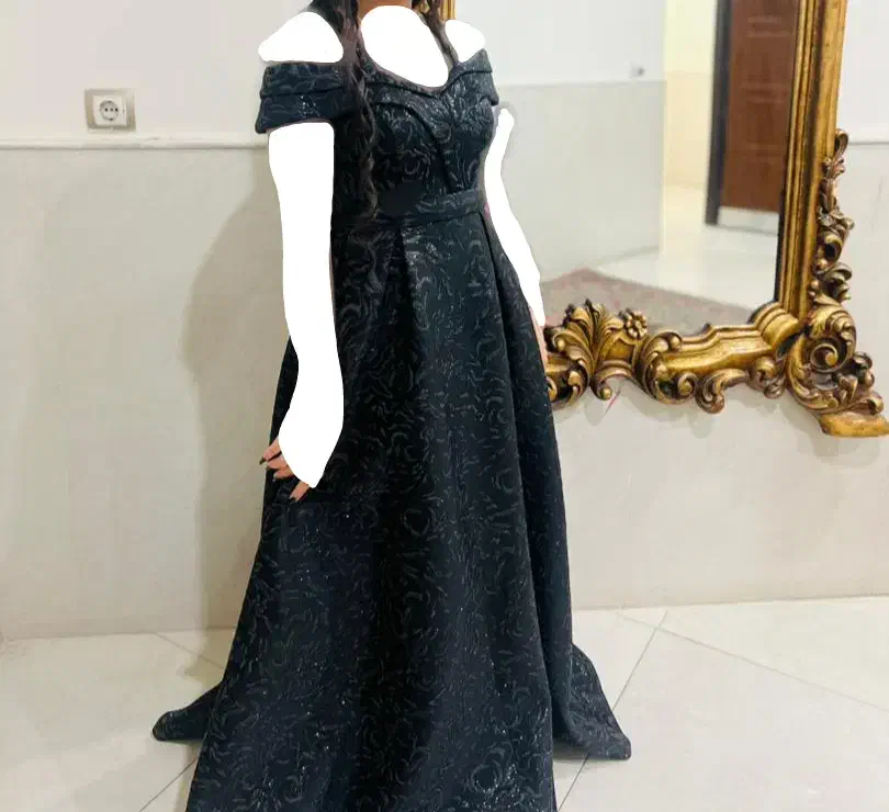 لباس مجلسی|لباس|کشکوئیه, |دیوار