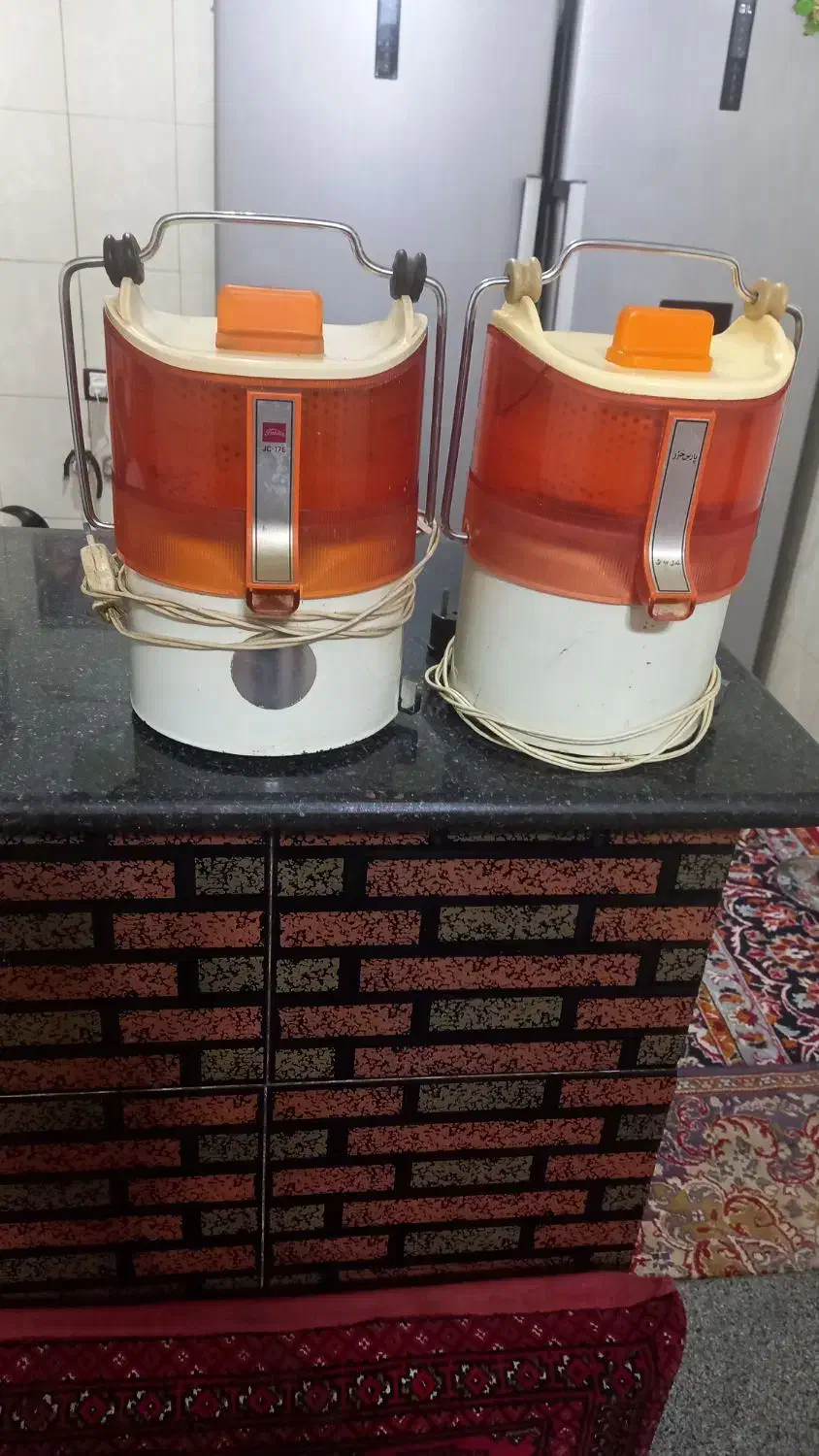 آبمیوه گیر قدیمی|آبمیوهگیر و آبمرکباتگیر|تبریز, |دیوار