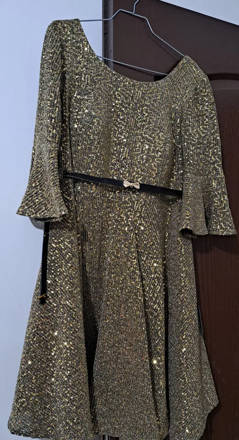 لباس نو|لباس|اصفهان, فرح آباد|دیوار