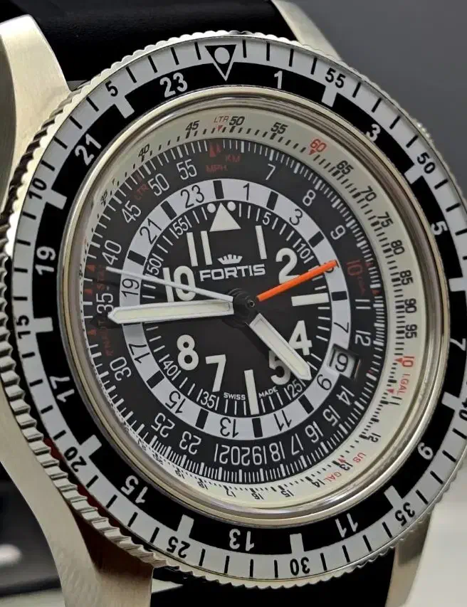 ساعت فورتیس جهان نما اتوماتیک|ساعت|تهران, خواجه نظام الملک|دیوار