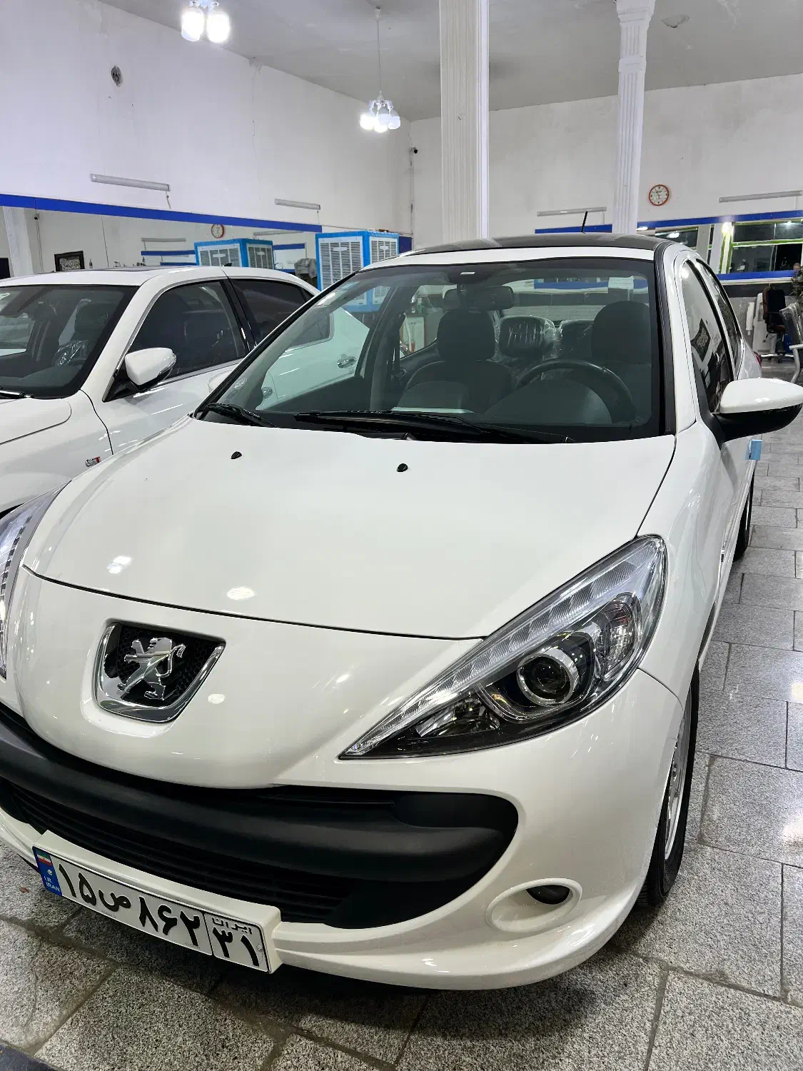 ۲۰۷ پانا فول|خودرو سواری و وانت|خرمآباد, |دیوار