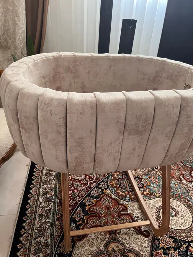 گهواره|تخت و صندلی بچه|شهریار, رزکان|دیوار