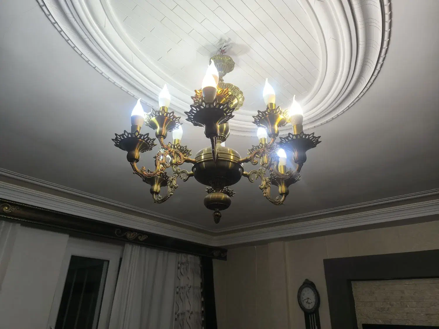 لوستر برنزی 16شاخه|لوستر و چراغ آویز|سلماس, |دیوار