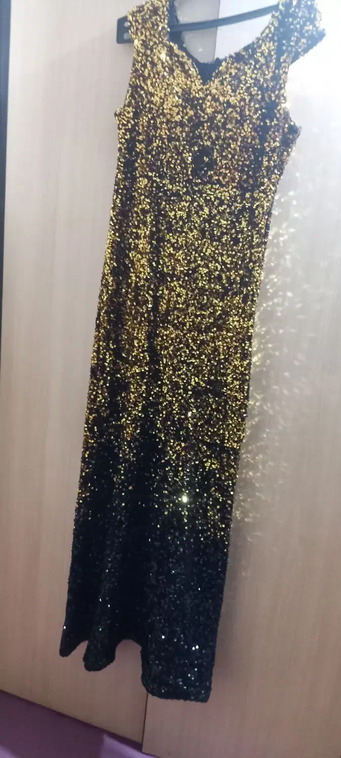 لباس مجلسی|لباس|تبریز, |دیوار