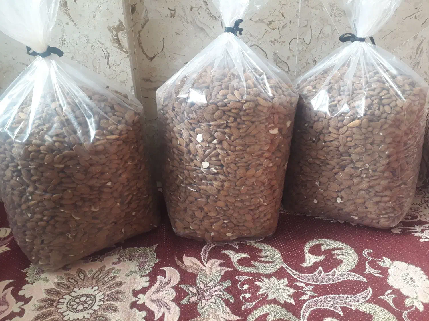 مغز بادام|خوردنی و آشامیدنی|یامچی, |دیوار