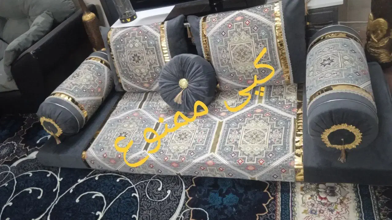 شاه نشین|رختخواب، بالش، پتو|تبریز, |دیوار