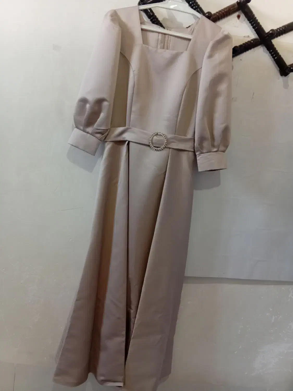 لباس مجلسی نو نو|لباس|سبزوار, قصبه غربی|دیوار